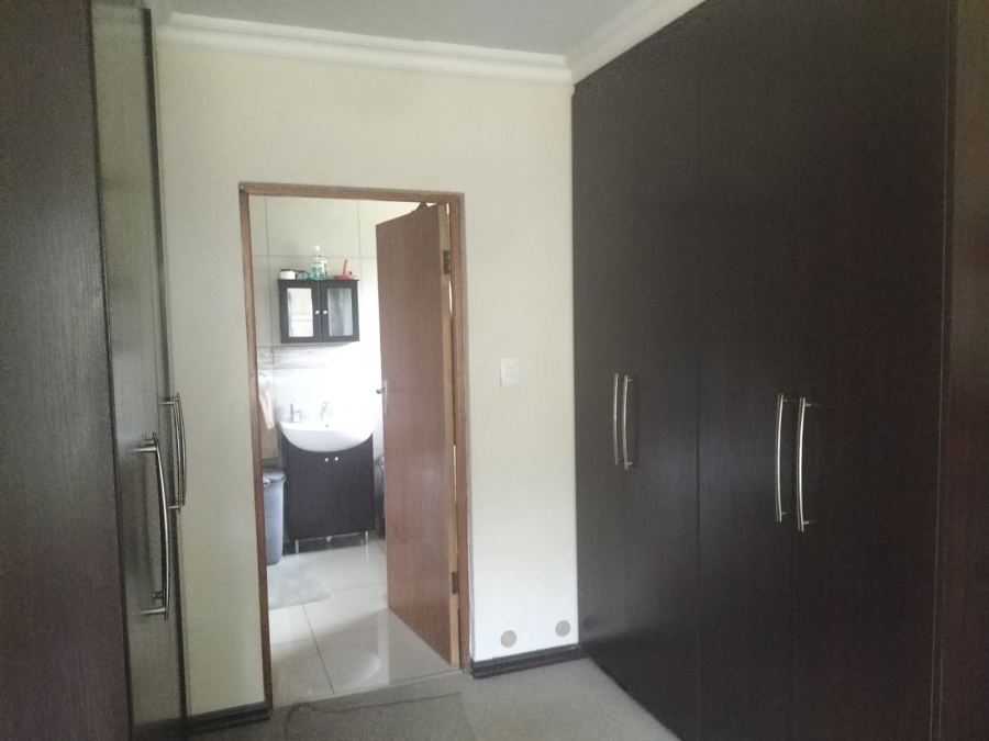 To Let 3 Bedroom Property for Rent in Groenvlei Sh Free State